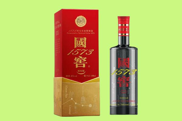 鲤城区回收国窖1573.jpg